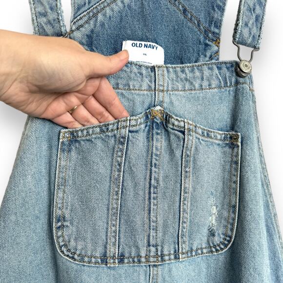 Old Navy Distressed Light Wash Rigid Denim Cut Off Overall Shorts Women's  XXL - Picture 5 of 10